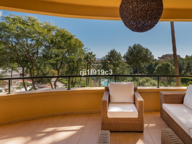 Appartement avec 3 Chambres  à Elviria