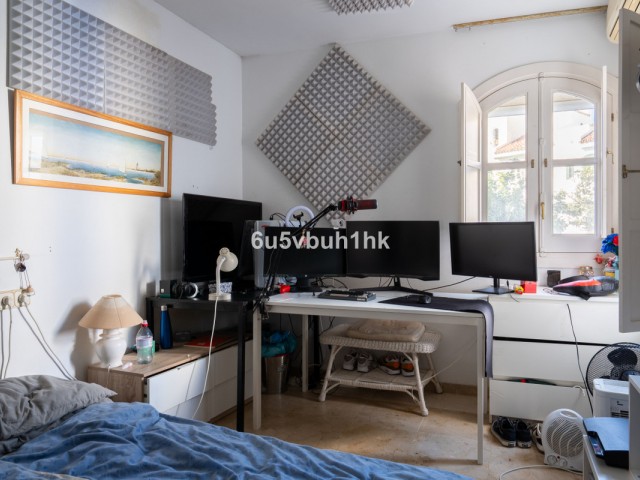 4 Soveroms Rekkehus i Nueva Andalucía