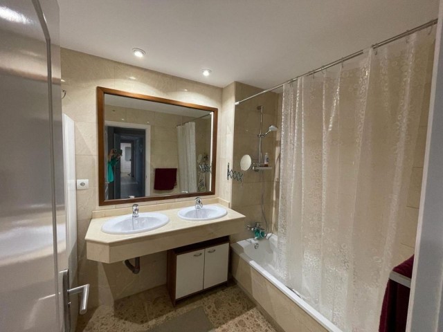 3 Makuuhuoneen Huoneisto San Pedro de Alcántara