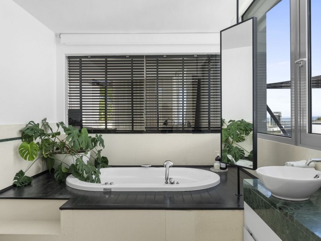 3 Makuuhuoneen Huvila Marbella