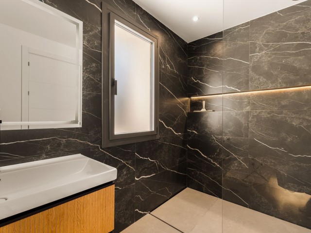 2 Schlafzimmer Apartment in Nueva Andalucía