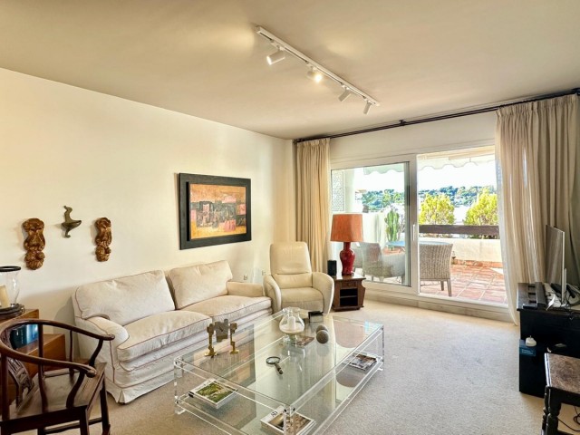 2 Schlafzimmer Apartment in Nueva Andalucía