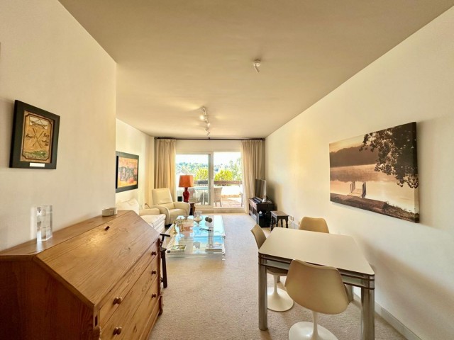 2 Schlafzimmer Apartment in Nueva Andalucía