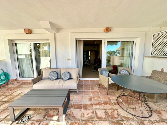 2 Schlafzimmer Apartment in Nueva Andalucía