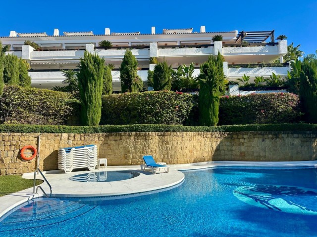 2 Schlafzimmer Apartment in Nueva Andalucía