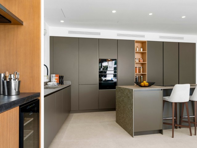 6 Schlafzimmer Villa in Nueva Andalucía