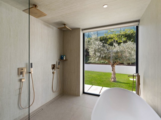 6 Schlafzimmer Villa in Nueva Andalucía