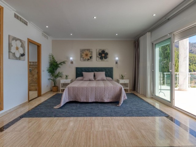 7 Schlafzimmer Villa in Mijas