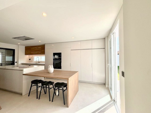 6 Soveroms Villa i Marbella