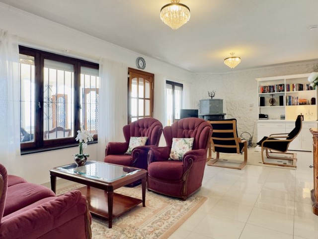 4 Schlafzimmer Villa in Mijas