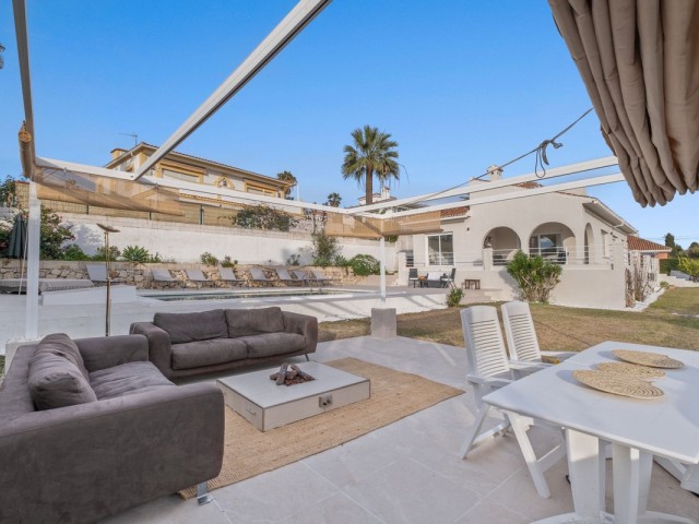 4 Makuuhuoneen Huvila Elviria