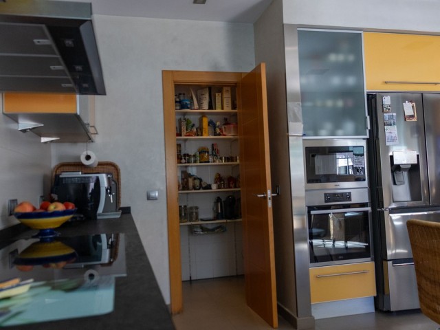 Villa avec 6 Chambres  à Playamar