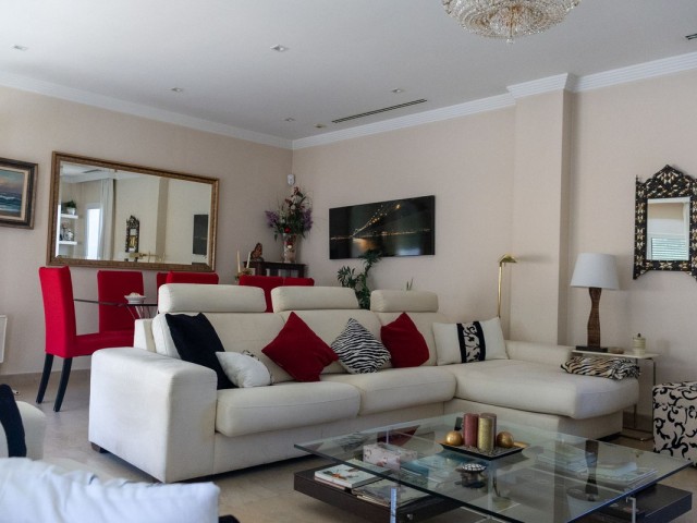 6 Slaapkamer Villa in Playamar