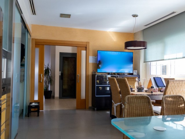 6 Slaapkamer Villa in Playamar