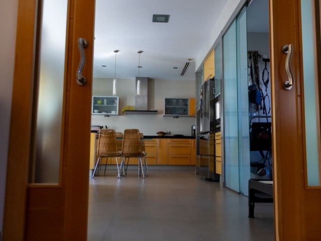 6 Slaapkamer Villa in Playamar