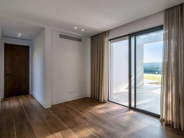 5 Makuuhuoneen Huvila Sotogrande