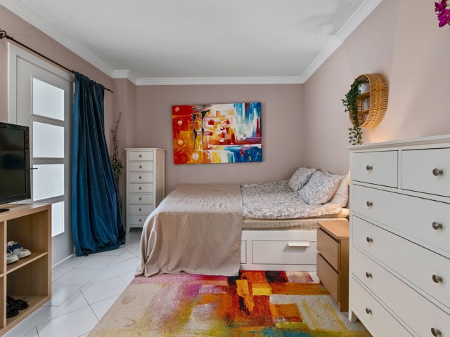 4 Makuuhuoneen Rivitalo Puerto Banús