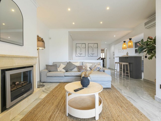 2 Schlafzimmer Apartment in Nueva Andalucía