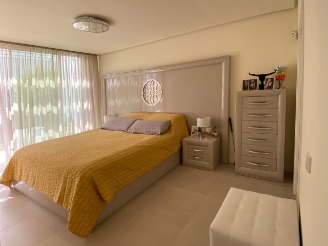 3 Makuuhuoneen Rivitalo Sotogrande