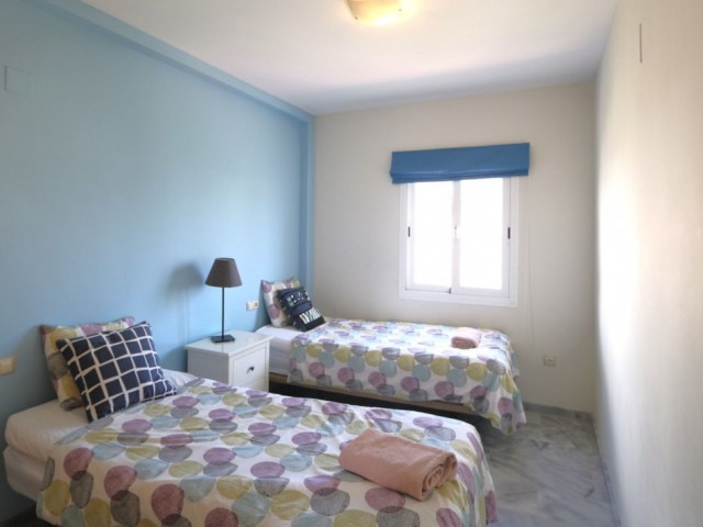 Adosado con 3 Dormitorios  en Torreblanca