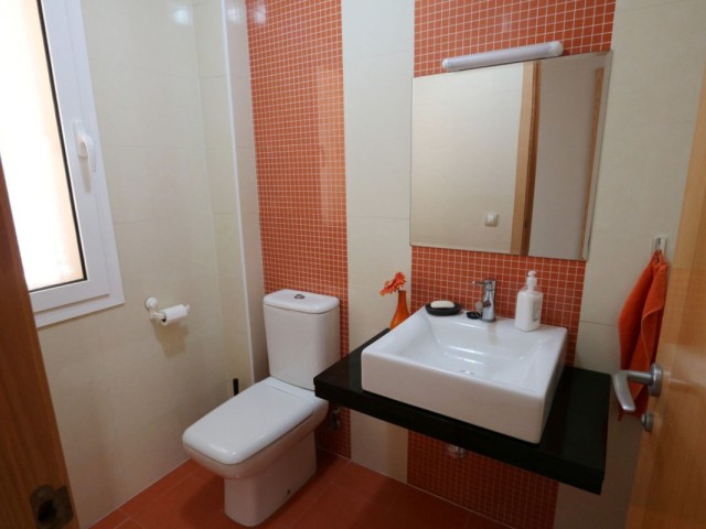 Adosado con 3 Dormitorios  en Torreblanca