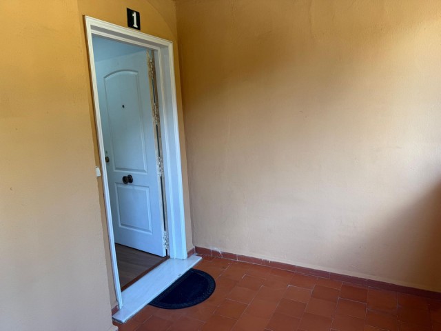 Appartement avec 4 Chambres  à Calahonda