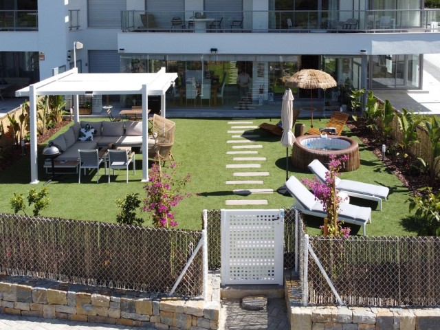 Apartment, El Chaparral, R5265952
