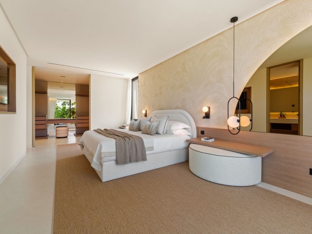 5 Makuuhuoneen Huvila Marbella