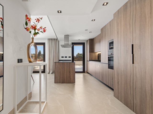 3 Sovrums Lägenhet i Istán