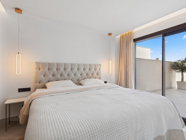 3 Sovrums Lägenhet i Istán