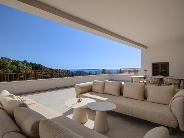 3 Sovrums Lägenhet i Istán