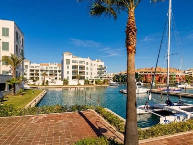 Apartment, Sotogrande Marina, R5323072