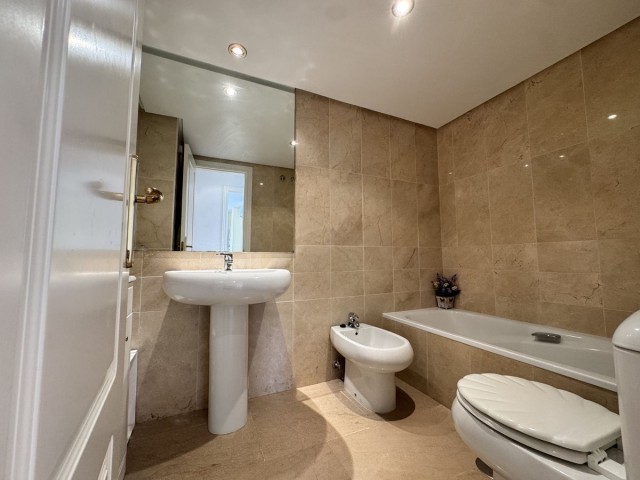 Apartamento con 2 Dormitorios  en The Golden Mile
