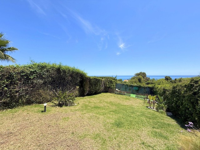 3 Bedrooms Villa in Estepona