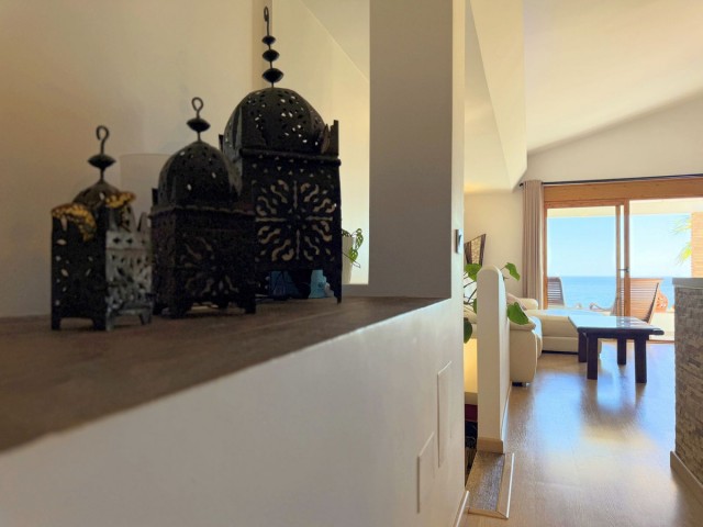 3 Bedrooms Villa in Estepona