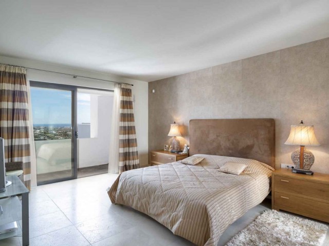 Penthouse in New Golden Mile