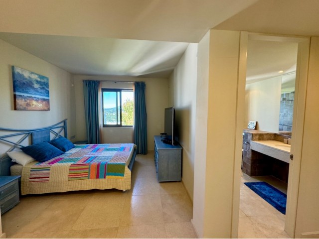 Penthouse in New Golden Mile