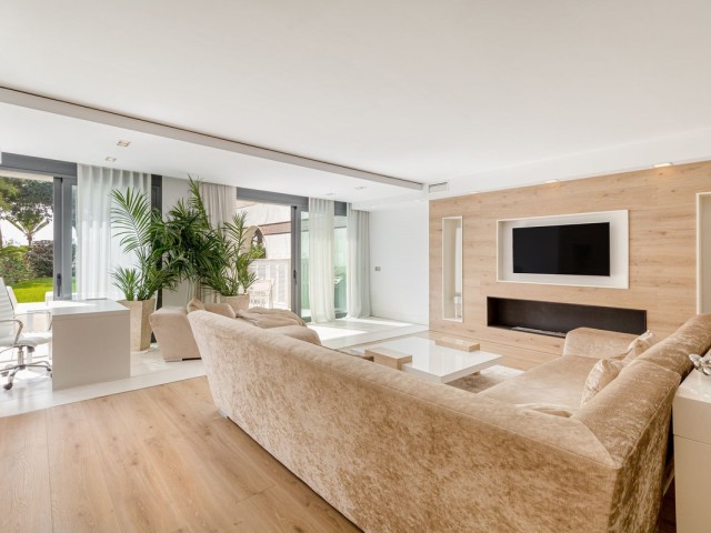 3 Schlafzimmer Apartment in Puerto Banús