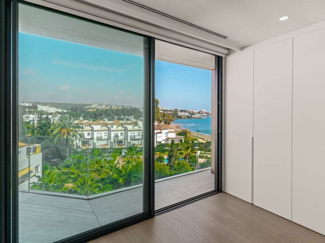 4 Makuuhuoneen Huoneisto Estepona