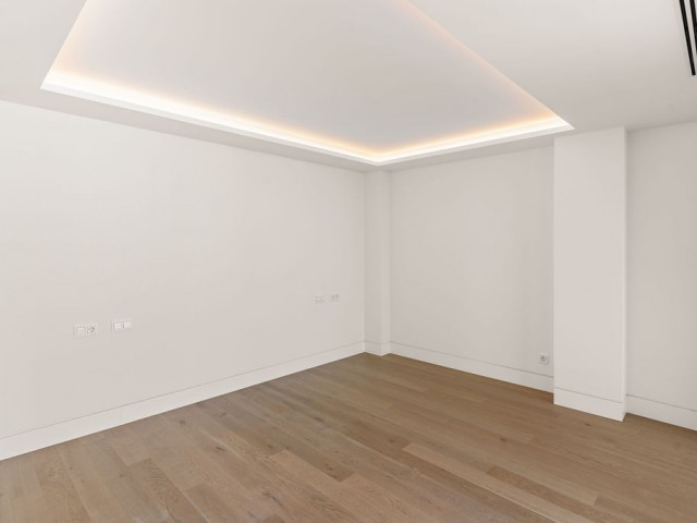 4 Makuuhuoneen Huoneisto Estepona