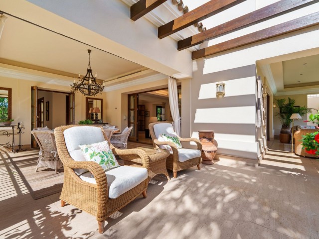 6 Bedrooms Villa in The Golden Mile