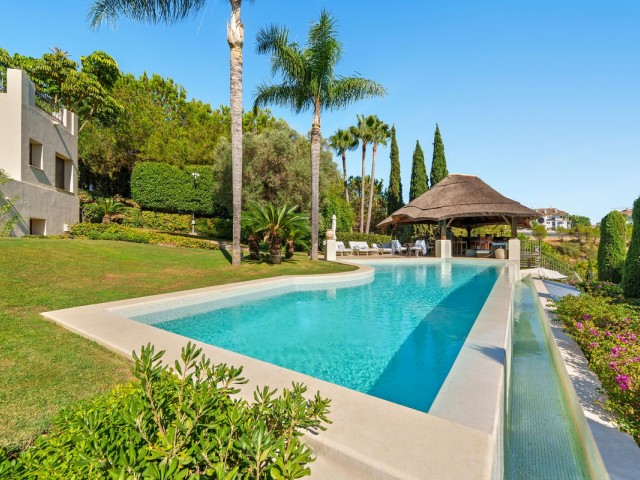 6 Bedrooms Villa in The Golden Mile