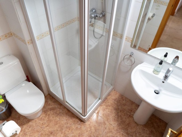 2 Makuuhuoneen Huoneisto Fuengirola