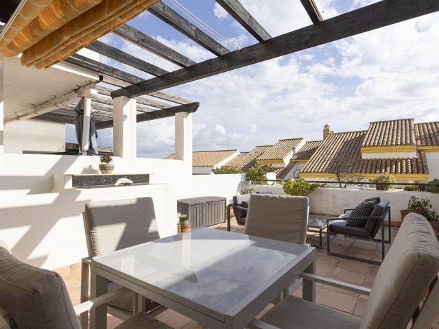 4 Schlafzimmer Reihenhaus in La Duquesa