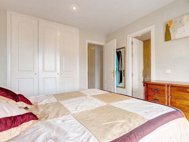 4 Schlafzimmer Reihenhaus in La Duquesa