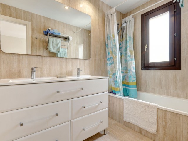 4 Sovrums Radhus i La Duquesa