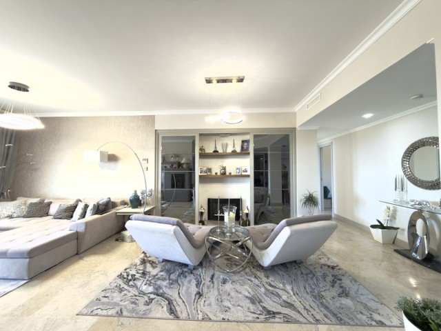 Kattohuoneisto Elviria