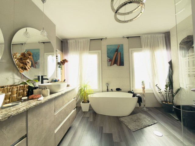 Kattohuoneisto Elviria