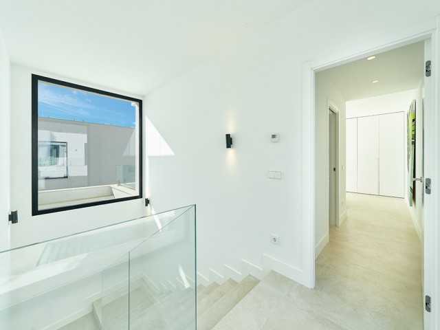 4 Sovrums Villa i Estepona