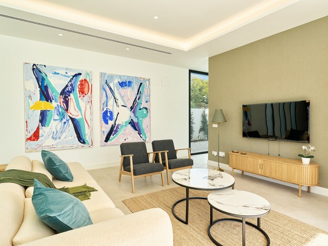 4 Sovrums Villa i Estepona